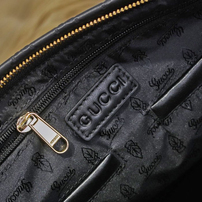 202103SS新作 Gucci グッチ メンズ ハンドバックスーパーコピー