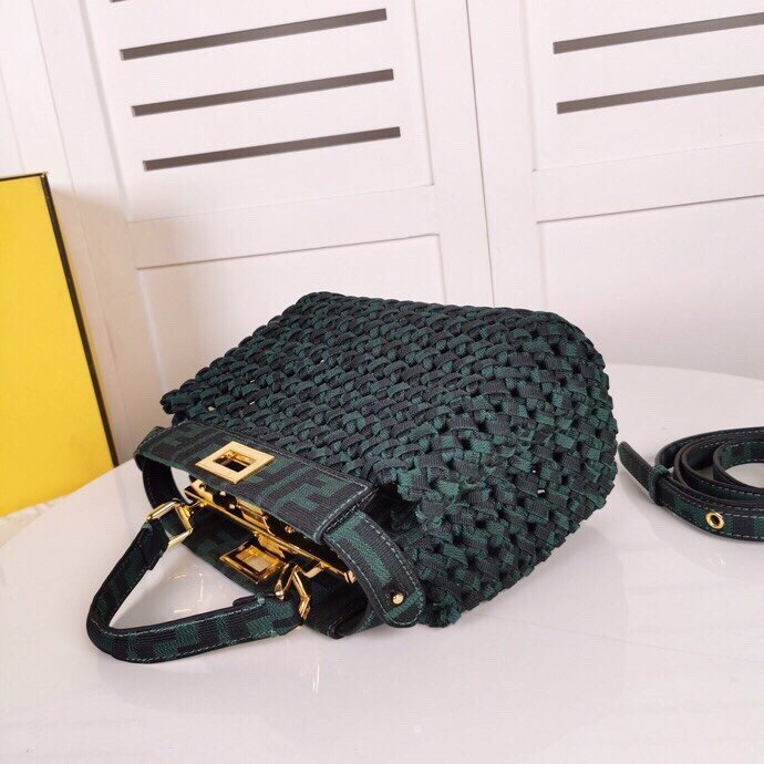 2020SS新作 FENDI フェンディ レディース ショルダーバック スーパーコピー