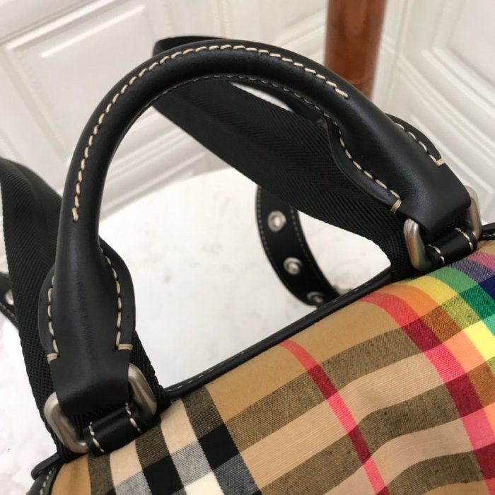 202103SS新作 Burberry バーバリー メンズリュックバックスーパーコピー