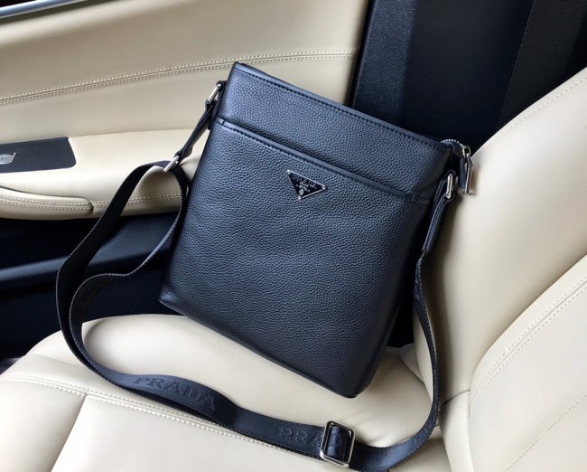 202103SS新作 メンズ Prada プラダ ショルダーバックスーパーコピー