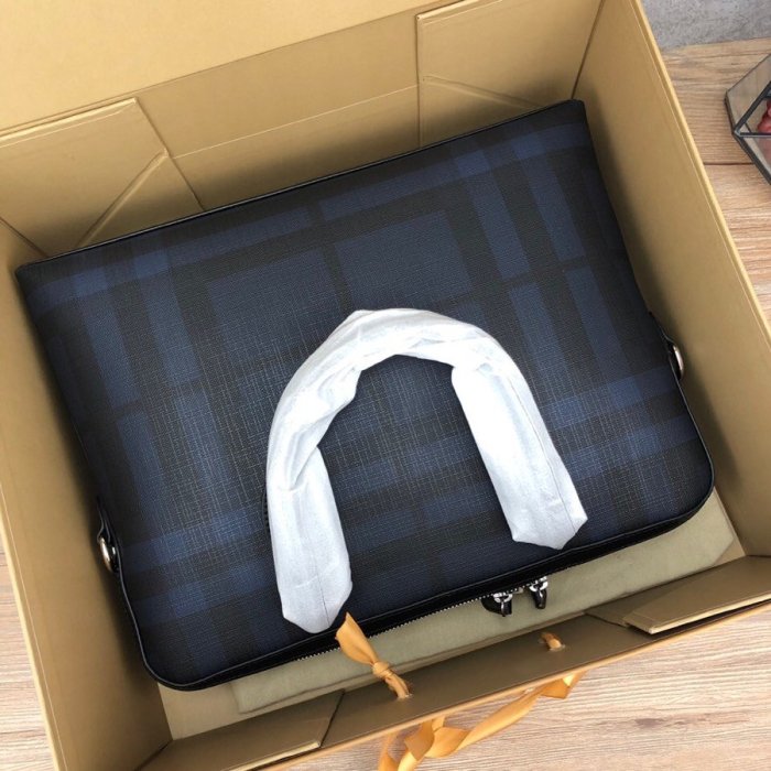 2020SS新作 Burberry バーバリー メンズ ハンドバックスーパーコピー