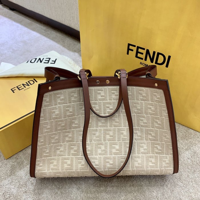 202103SS新作 FENDI フェンディ レディースショルダーバックスーパーコピー