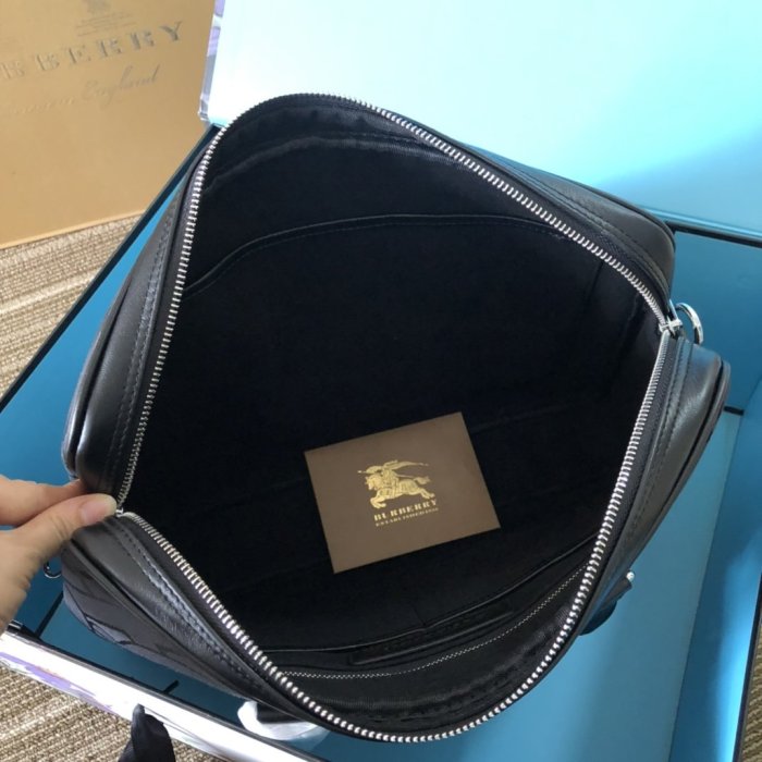 2021SS新作 Burberry バーバリー メンズ ハンドバックスーパーコピー