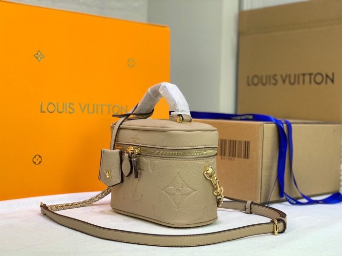 202105SS新作 Louis Vuitton ルイヴィトン レディースショルダーバック スーパーコピー
