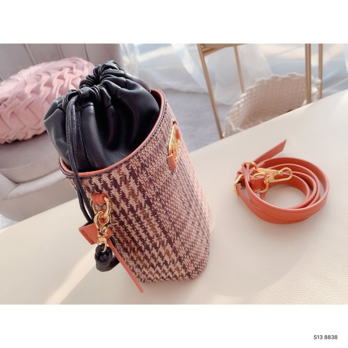2021SS新作 Celine セリーヌ レディースショルダーバッグスーパーコピー