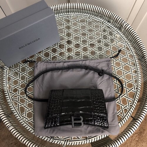2020SS新作 Balenciaga バレンシアガ レディースショルダーバックスーパーコピー