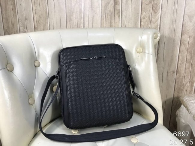 2020SS新作 Bottega Veneta ボッテガヴェネタ ショルダーバック スーパーコピー
