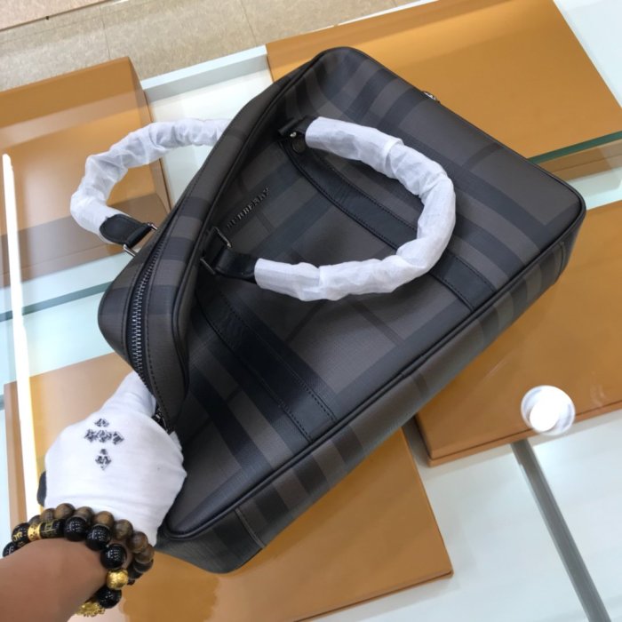 2021SS新作 Burberry バーバリー メンズ ハンドバックスーパーコピー