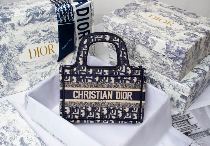 2020SS新作 Dior ディオール レディースハンドバックスーパーコピー