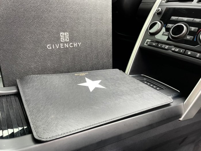 202106SS新作 GIVENCHY ジバンシィ メンズ ハンドバック スーパーコピー