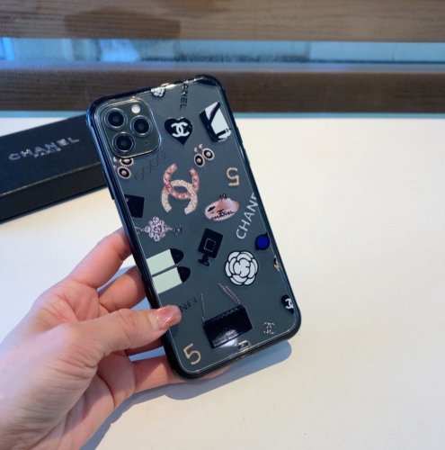 シャネル/Chanel ケース最新全機種11 Pro/11/Xs Max/Xr/XS/iPhone7/7P/8/8P/ iPhone12/ 3色