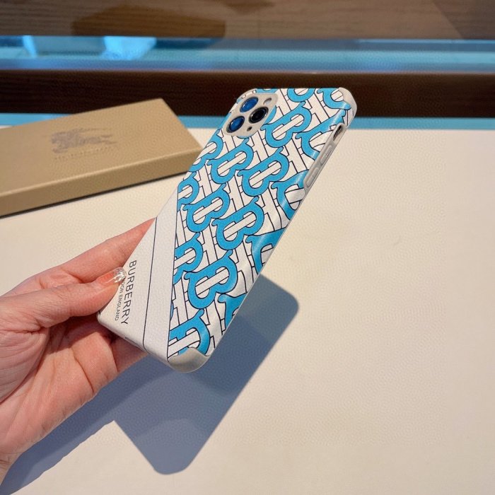Burberryバーバリーケース最新全機種11 Pro/11/Xs Max/Xr/XS/iPhone7/7P/8/8P/iPhone12