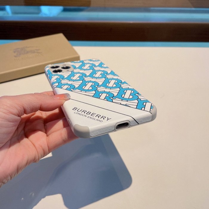 Burberryバーバリーケース最新全機種11 Pro/11/Xs Max/Xr/XS/iPhone7/7P/8/8P/iPhone12