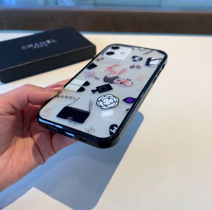 シャネル/Chanel ケース最新全機種11 Pro/11/Xs Max/Xr/XS/iPhone7/7P/8/8P/ iPhone12/ 3色