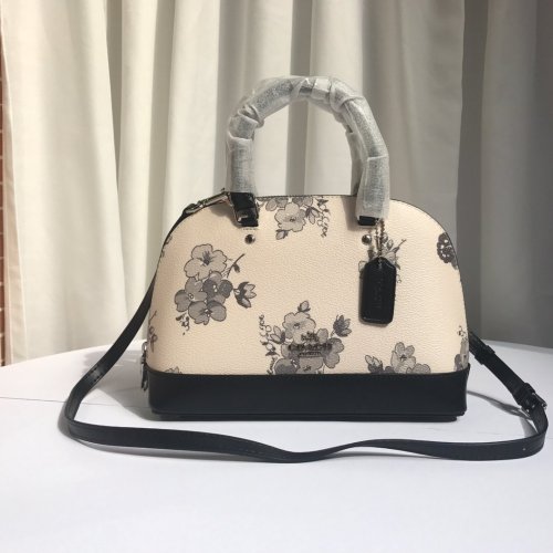 202107SS新作 Coach コーチ レディース ショルダーバッグスーパーコピー