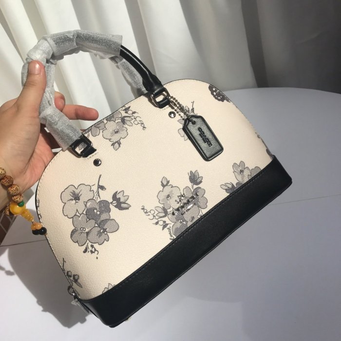 202107SS新作 Coach コーチ レディース ショルダーバッグスーパーコピー