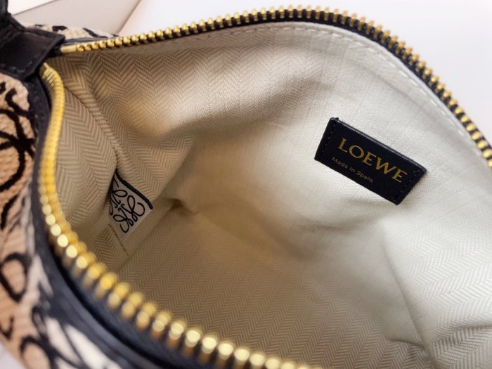 202107SS新作 LOEWE ロエベ レディース ショルダーバッグスーパーコピー