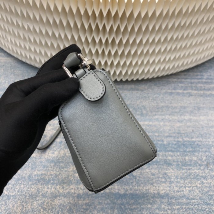 202107SS新作 LOEWE ロエベ レディース ショルダーバッグスーパーコピー