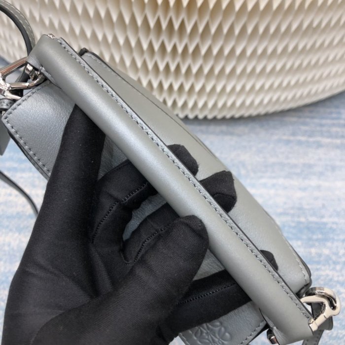 202107SS新作 LOEWE ロエベ レディース ショルダーバッグスーパーコピー