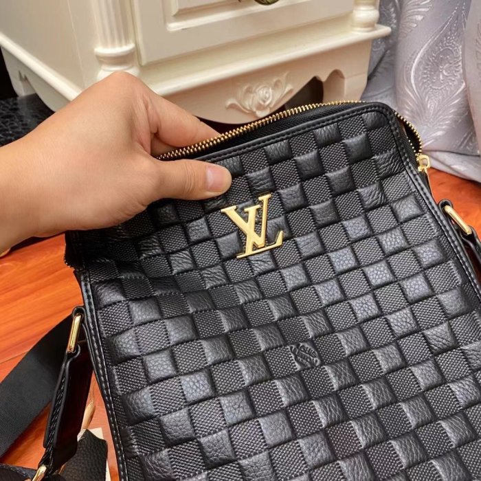 202107SS新作 Louis Vuitton ルイヴィトン ショルダーバッグ スーパーコピー