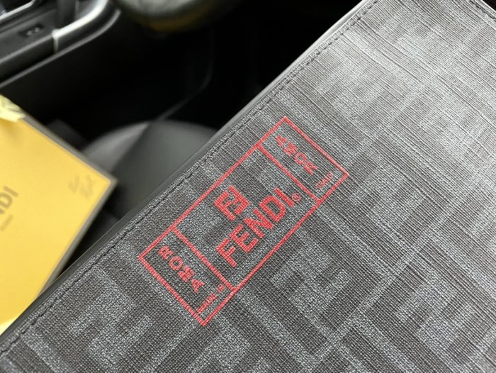 202107SS新作 FENDI フェンディ メンズ ハンドバックスーパーコピー