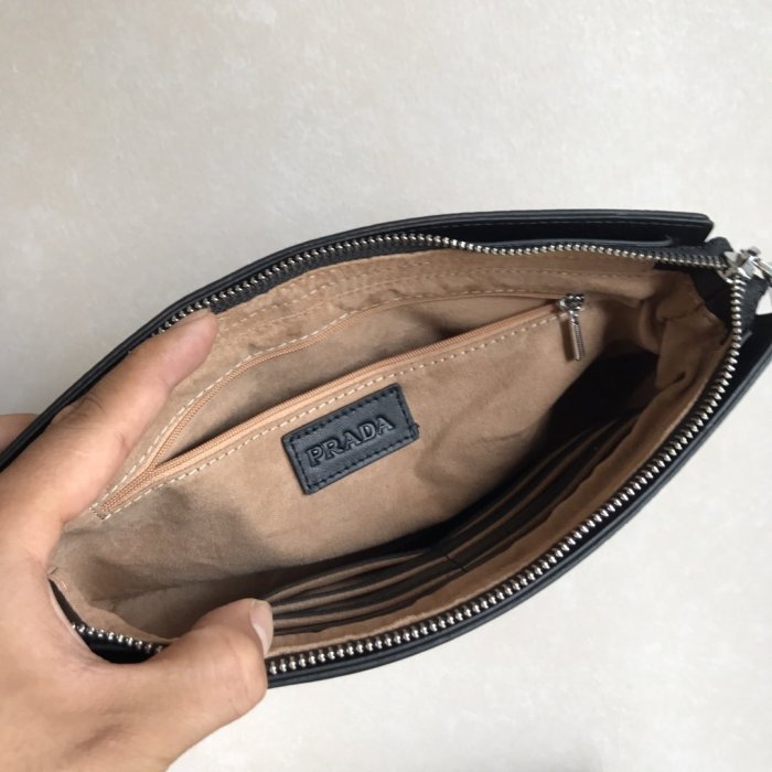 202107SS新作 Prada プラダ メンズ ハンドバックスーパーコピー