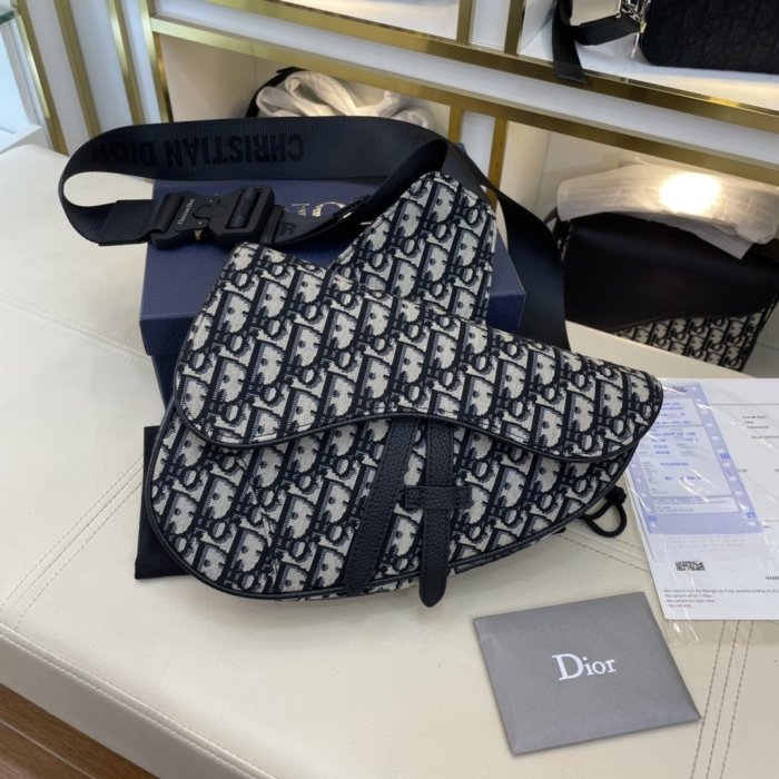 202107SS新作 Dior ディオール メンズ ショルダーバックスーパーコピー
