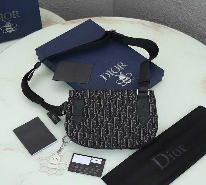202107SS新作 Dior ディオール メンズ ショルダーバックスーパーコピー