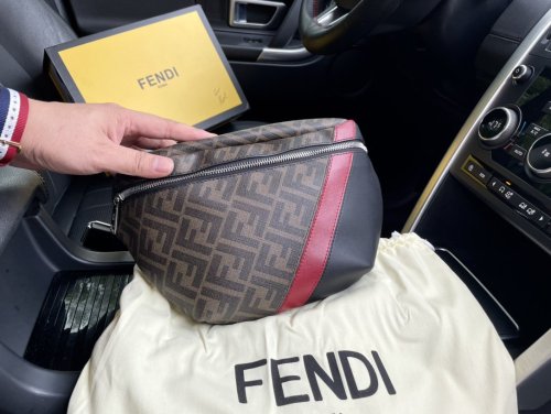 202107SS新作 FENDI フェンディ メンズ ショルダーバックスーパーコピー