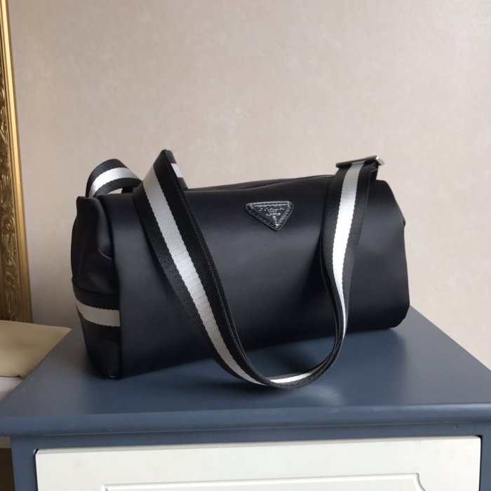 202107SS新作 Prada プラダ メンズ ショルダーバックスーパーコピー