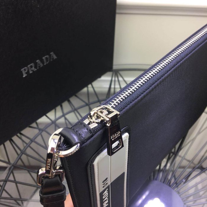 202107SS新作 Prada プラダ メンズ ハンドバックスーパーコピー