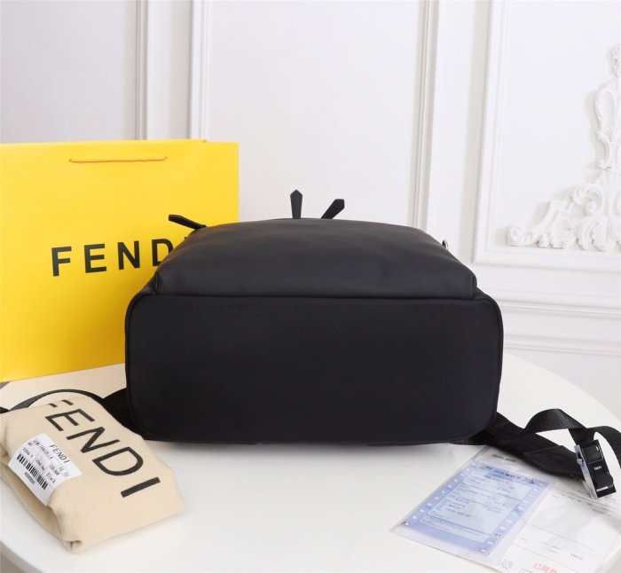 202107SS新作 FENDI フェンディ メンズ リュックバックスーパーコピー