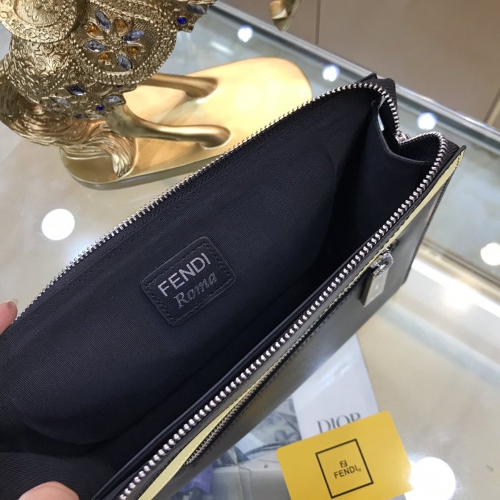 202107SS新作 FENDI フェンディ メンズ ハンドバックスーパーコピー