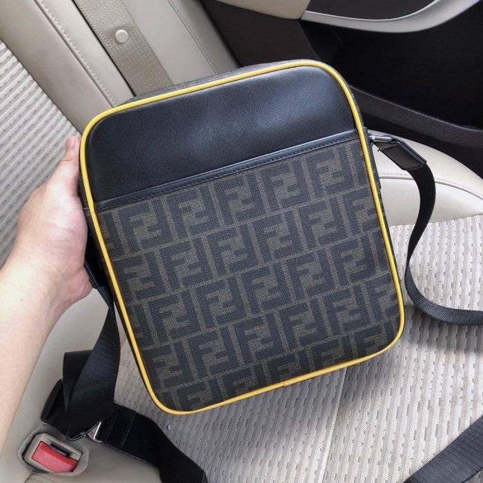 202107SS新作 FENDI フェンディ ショルダーバックスーパーコピー