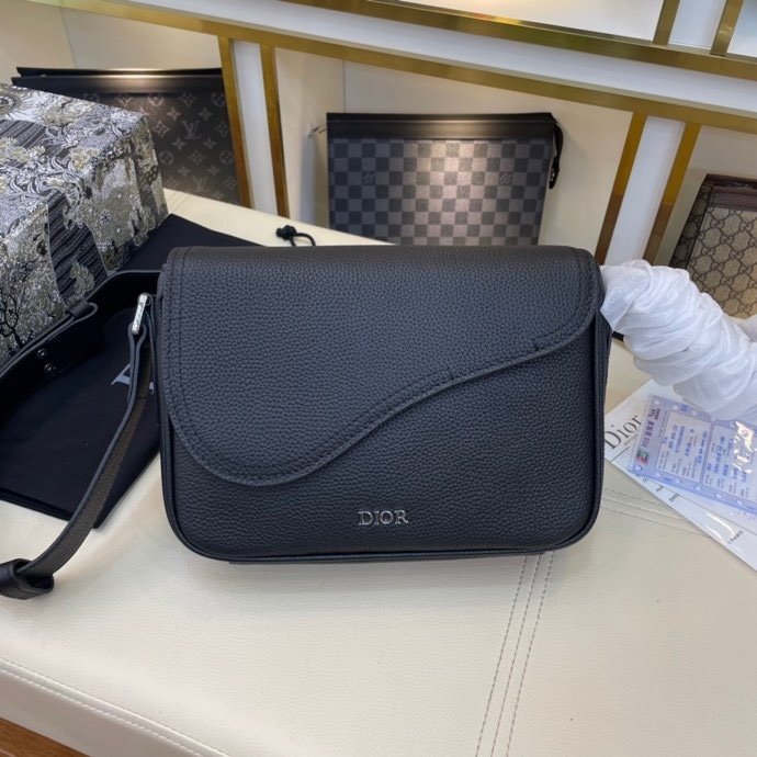 202107SS新作 Dior ディオール メンズ ショルダーバックスーパーコピー