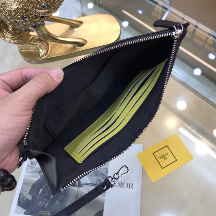 202107SS新作 FENDI フェンディ メンズ ハンドバックスーパーコピー