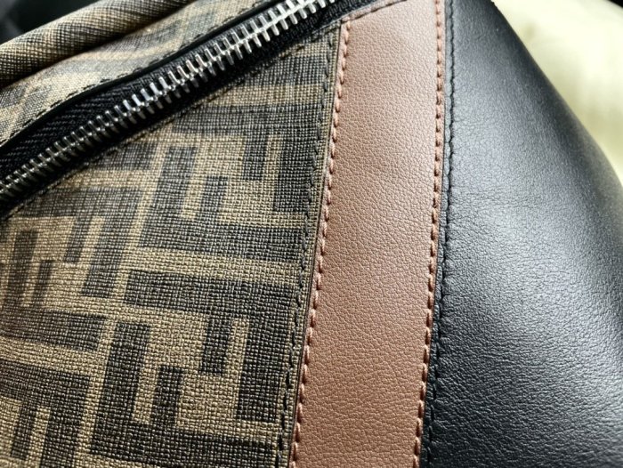 202107SS新作 FENDI フェンディ メンズ ショルダーバックスーパーコピー