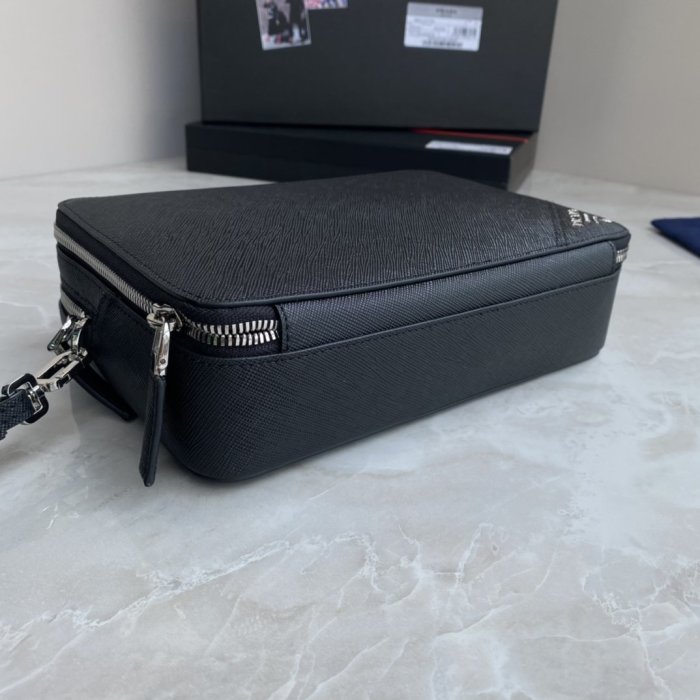 202107SS新作 Prada プラダ メンズ ハンドバックスーパーコピー