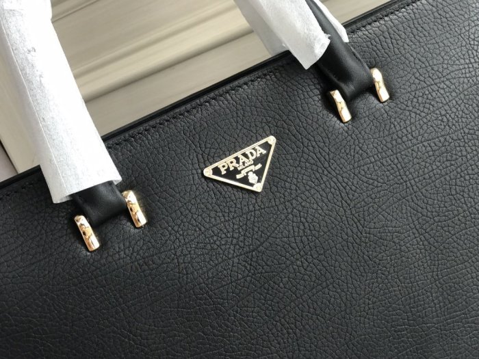 202107SS新作 Prada プラダ メンズ ハンドバックスーパーコピー