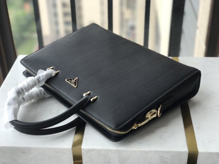 202107SS新作 Prada プラダ メンズ ハンドバックスーパーコピー