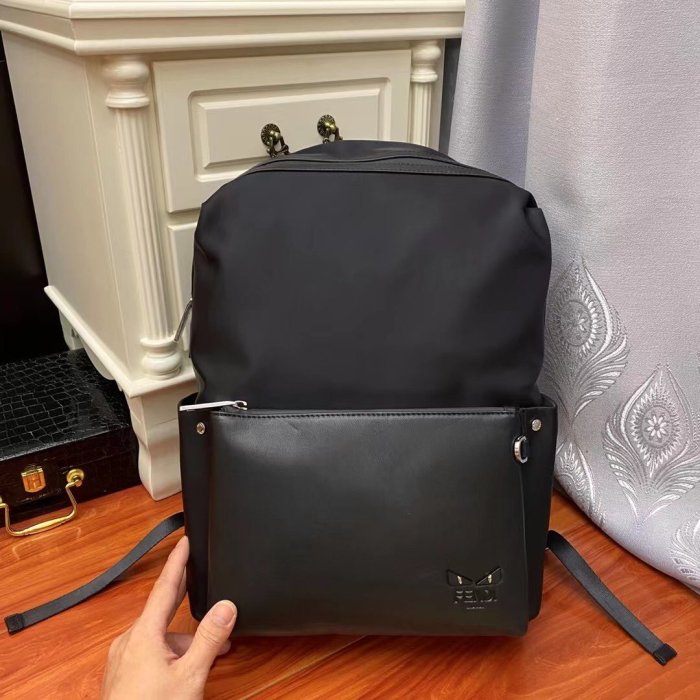 202107SS新作 FENDI フェンディ メンズ リュックバックスーパーコピー