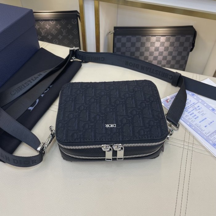 202107SS新作 Dior ディオール メンズ ショルダーバックスーパーコピー