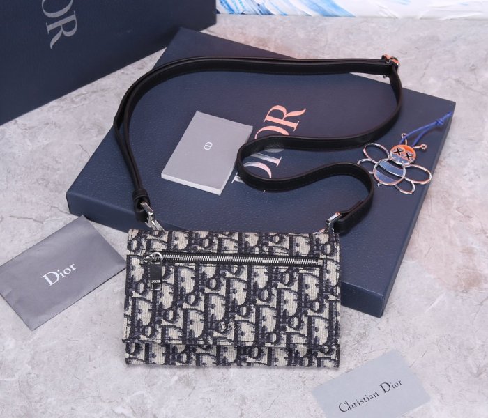 202107SS新作 Dior ディオール メンズ ショルダーバックスーパーコピー