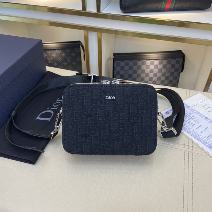 202107SS新作 Dior ディオール メンズ ショルダーバックスーパーコピー