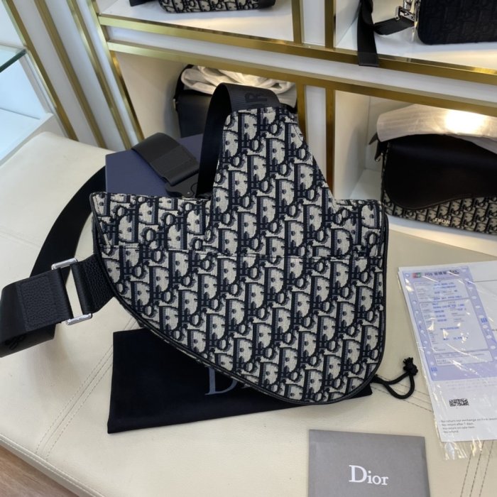 202107SS新作 Dior ディオール メンズ ショルダーバックスーパーコピー