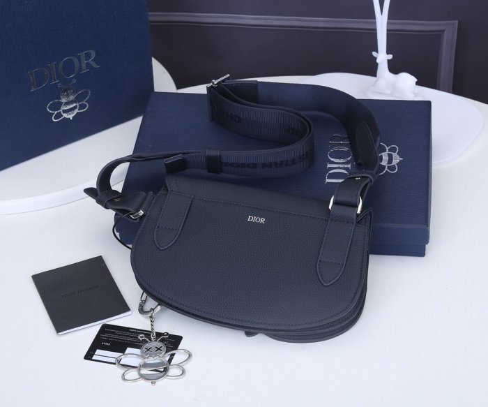 202107SS新作 Dior ディオール メンズ ショルダーバックスーパーコピー