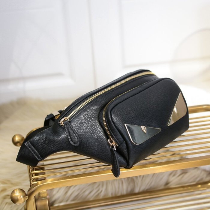 202107SS新作 FENDI フェンディ メンズ ショルダーバックスーパーコピー