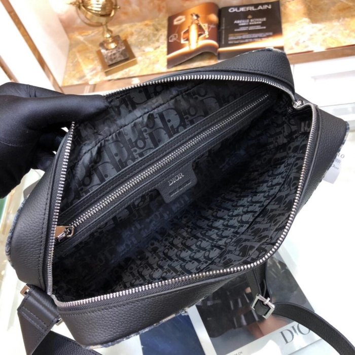202107SS新作 Dior ディオール メンズ ショルダーバックスーパーコピー