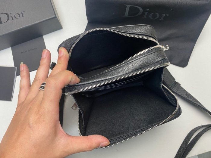 202107SS新作 Dior ディオール メンズ ショルダーバックスーパーコピー