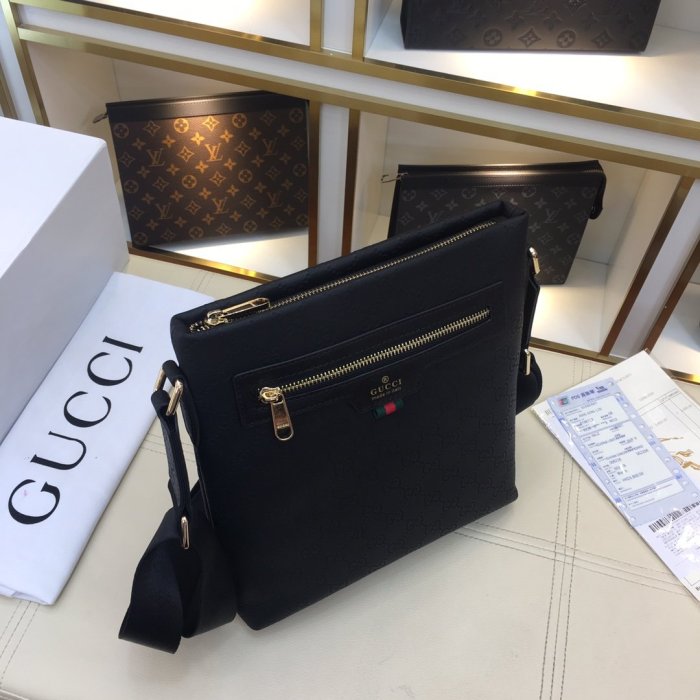 202107SS新作Gucci グッチ メンズ ショルダーバックスーパーコピー